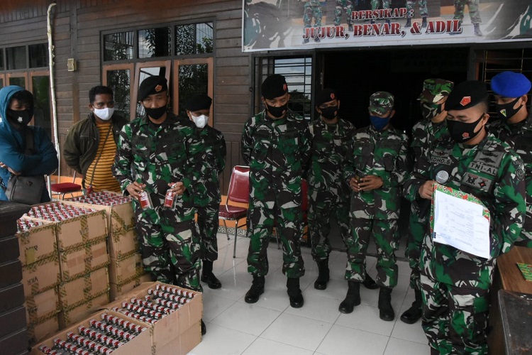 Otmil IV-21 Manokwari Memusnakan Barang Bukti