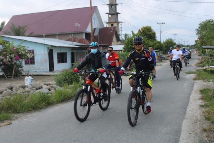 Pantau Situasi Kamtibmas, Kapolres Sergai Gowes Bareng PJU