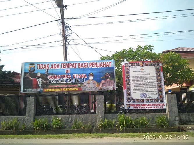 https://www.goosela.com/2020/09/polsek-medan-helvetia-polrestabes-medan-polda-sumut-pasang-baliho-maklumat-kapolri-di-wilayah-hukumnya/