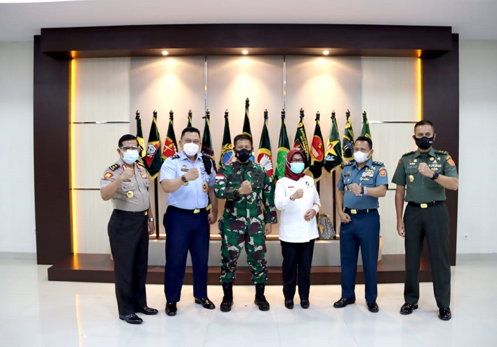 Bahas Penguatan Perbatasan, Pangdam XII/Tpr Menerima Kunjungan Staf Ahli Menkopolhukam RI