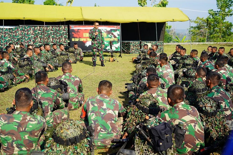 Danrem 062/TN Tutup Latihan UST Yonif Raider 301/PKS