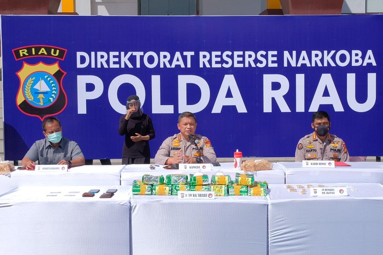 Polda Riau Ringkus Dugaan Pemasok Narkoba ke Lubuk Linggau
