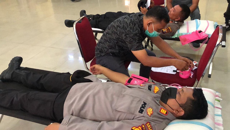 Polres Rokan Hilir Polda Riau Gelar Donor Darah dalam Rangka Sambut Hari Bhayangkara ke-75