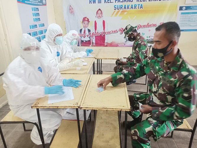 Ratusan Anggota Satgas TMMD Reguler ke-111 Kodim 0735/Surakarta Melakukan Tes Swab Antigen, Ini Tujuannya!!