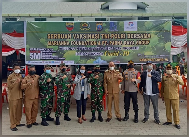 Kodam I/BB Beserta Poldasu Menggelar Serbuan Vaksinasi TNI-Polri di Kab Samosir