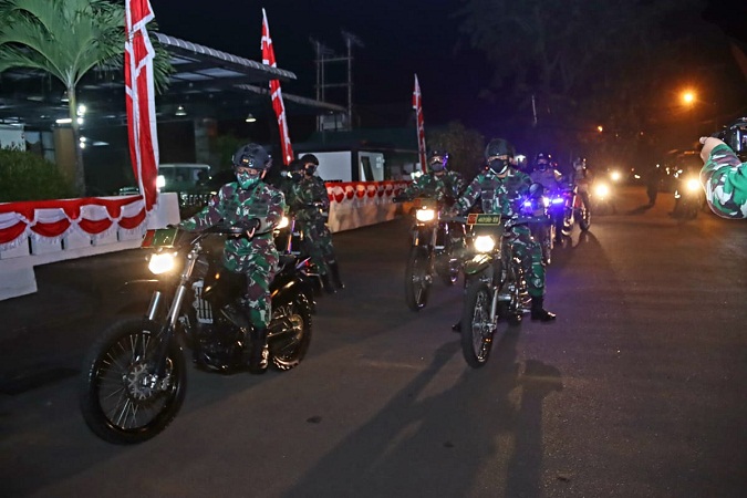 Pangdam XII/Tpr Memimpin Patroli dan Meninjau Posko PPKM