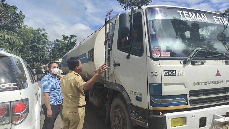 Wabup Rohil Himbau Agar Supir Pengendara Dumtruck Tak Melebihi Tonase
