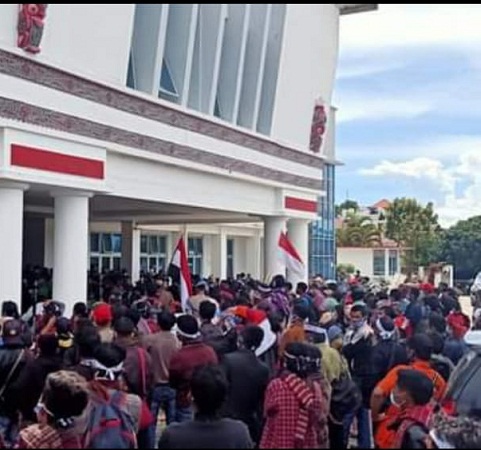 Aksi Unjuk Rasa Aliansi Gerakan Tutup PT. TPL di Taput, PT. TPL Berikan Penjelasan