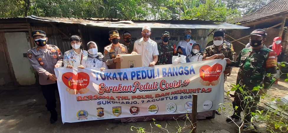 Artis Okan Cornelius Memberi Support kepada TNI-Polri dalam Menangani Pandemi COVID-19