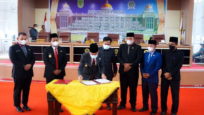 Paripurna, DPRD Rohil Setujui RPJMD 2021-2026