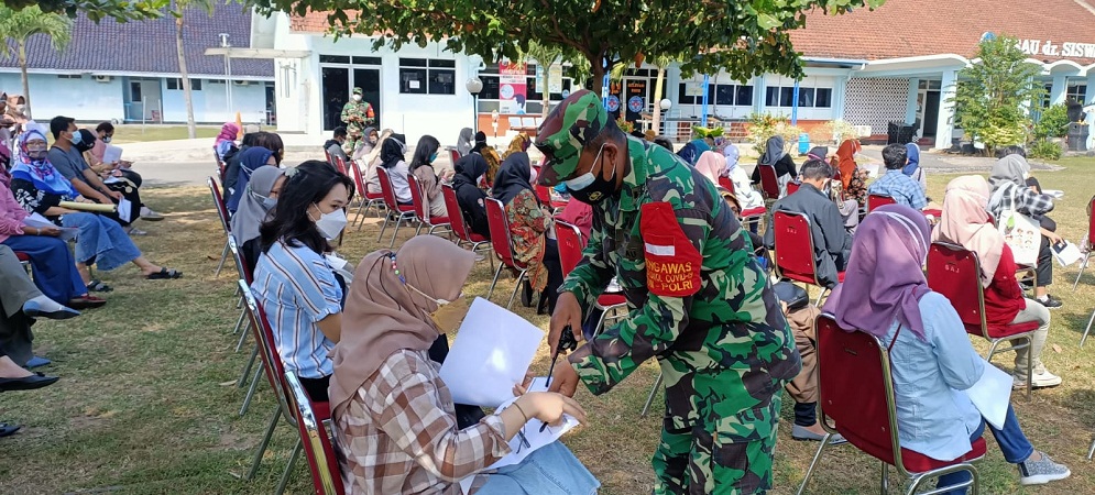 RSAU dr Siswanto Lanud Smo, Memberikan Vaksin Covid-19 Tahap Kedua Bagi Masyarakat