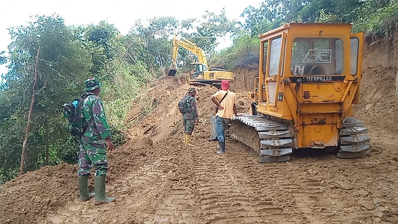 Dansatgas TMMD 112 Kodim 0206/Dairi: Hari Ini Hasil Pembuatan Jalan 8Km Mencapai 3240M