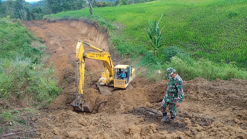 Hari Kelima Pra TMMD Kodim 0206/Dairi, Pekerjaan Fisik Buat Jalan Capai 10,7 Persen