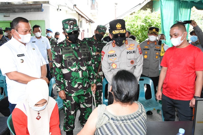 Kejar Herd Immunity, Pangdam I/BB dan Kapoldasu Mempercepat Vaksinasi