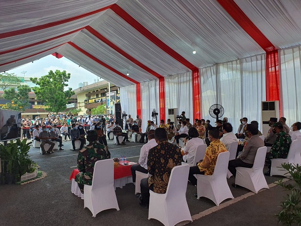 Ketum Airlangga Hartarto Menguji Coba BTPKLW Rp 1,2 Juta di Polrestabes Medan