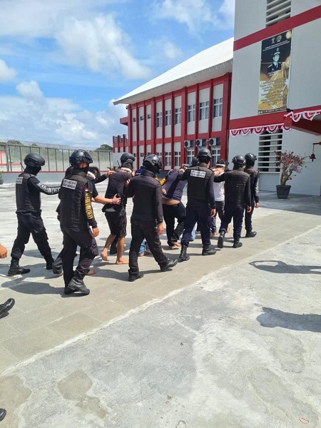 Lagi, 8 Narapidana Bandar Narkoba Jabar Dikirim ke Nusakambangan