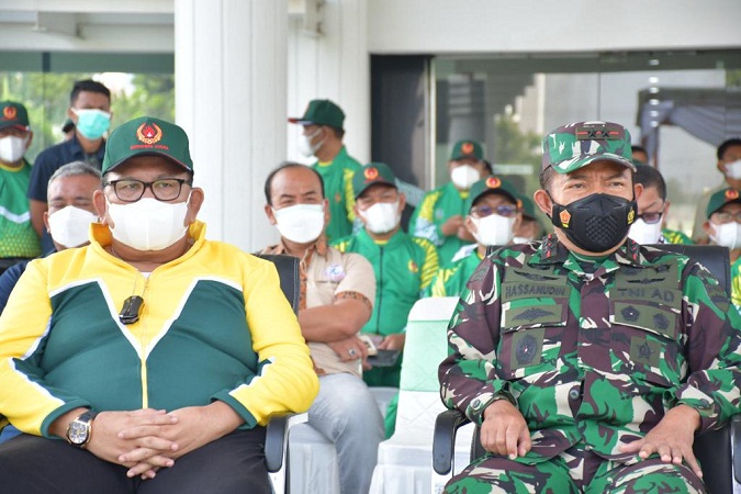 Pangdam I/BB Mendampingi Gubsu Lepas Kontingen PON XX/2021 Sumut