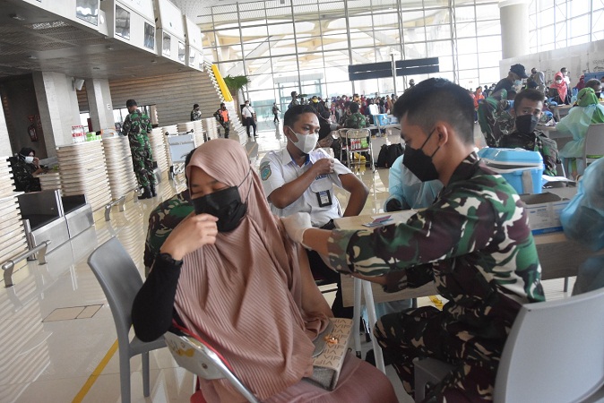 Serbuan Vaksinasi TNI AU di Yogyakarta Sukses Mencapai Target