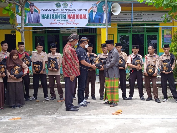 DPD PKB Pujakesuma Asahan Berbagi kepada Sesama di Hari Santri Nasional