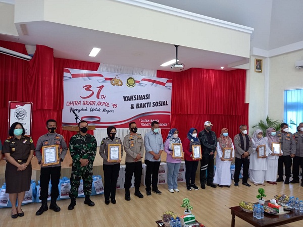 Dandim 0311/Pessel Hadiri Vaksinasi Massal dan Baksos