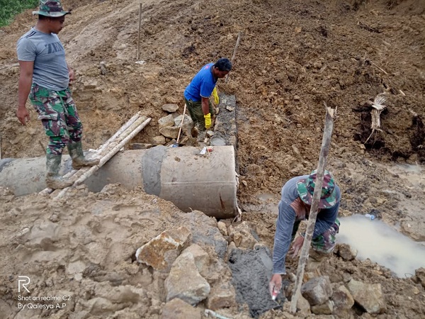 Meski Hujan, Pembukaan Jalan 8 Km di Pakpak Bharat Terus Digasak