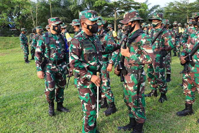 Pangdam I/BB Menutup Latihan Pratugas Ops Pamtas Utara (Statis) Yonif 126/Kala Cakti