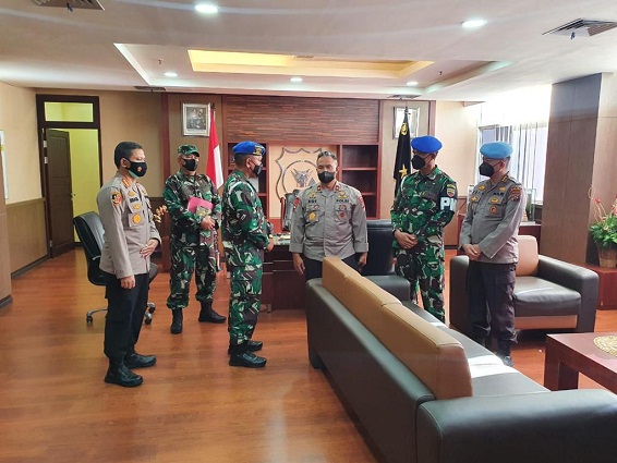 Perkuat Soliditas dan Sinergitas TNI-Polri, Danpomdam I/BB Silahturahmi dengan Polda Sumbar
