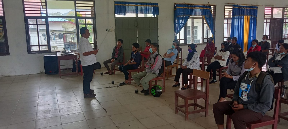 Puluhan Warga Desa Aornakan Pakpak Bharat Terima Penyuluhan Pertanian dan Perikanan