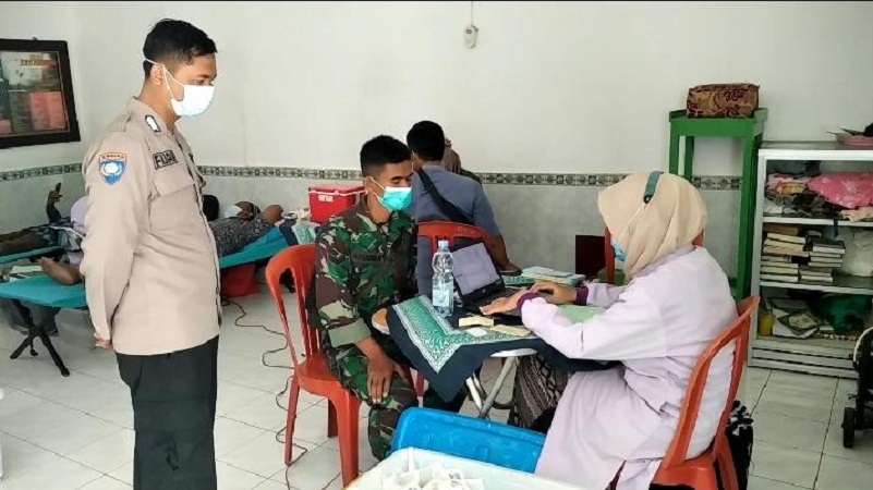 Setetes Darah Babinsa Joyotakan, Sejuta Kehidupan, Bagi Manusia