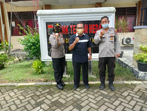Sosialisasi Tentang Kenakalan Remaja, Kapolsek Tuntungan Ajangsana ke SMK Telkom