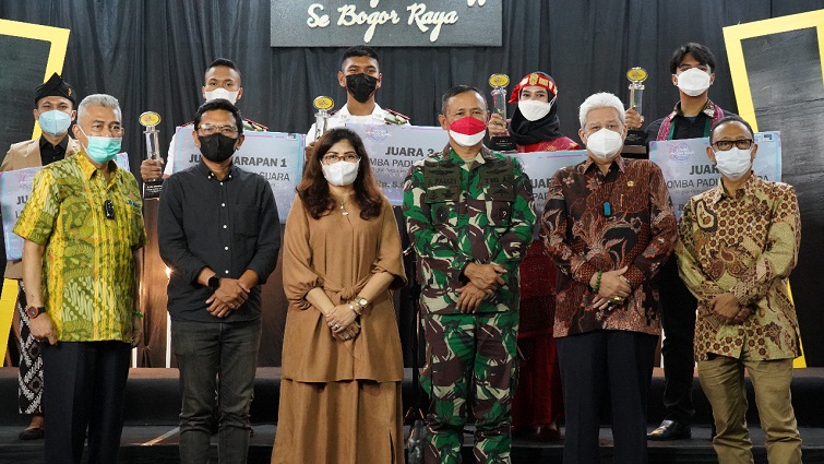 Wujud Pelestarian Seni & Budaya Bangsa Danrem 061/SK Apresiasi Lomba Paduan Suara