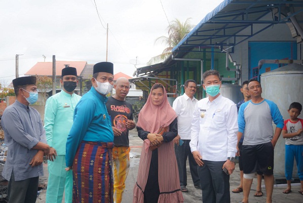 Bupati dan Wabup Rohil Tinjau Lokasi Rumah yang Terbakar