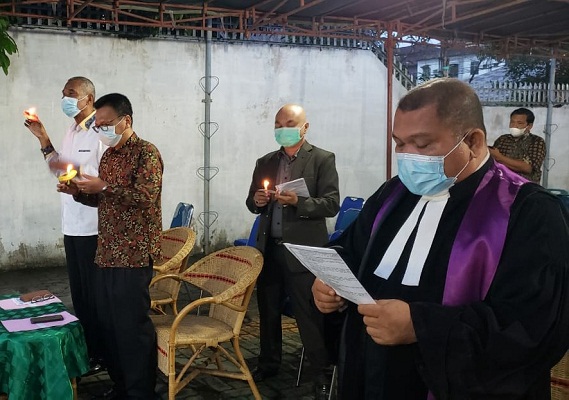 Diguyur Hujan, Natal GKPI Jemaat Khusus Sentosa Penuh dengan Khidmat