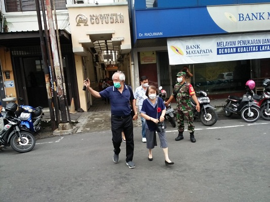 Kegiatan Ibadah Minggu Pagi Menjadi Sasaran PPKM Babinsa Jayengan