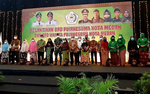 Ketua DPW Pujakesuma dan Wanita Pujakesuma Sumut Melantik Pengurus DPD Wanita dan Pujakesuma Medan