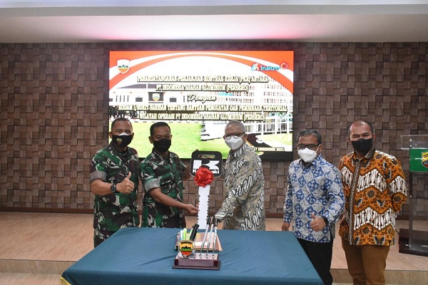 Penandatanganan Kontrak Kerja Antara Kodam I/BB dengan PT. Indonesia Asahan Alumunium (Persero)