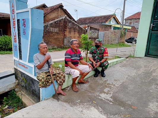 Pesan Babinsa Kroyo, Pentingnya Gerakan 3M untuk Cegah Demam Berdarah