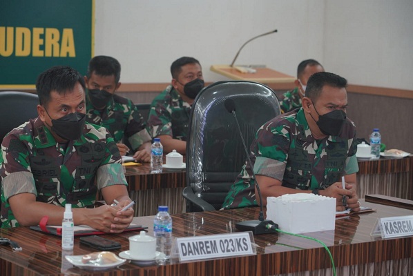Danrem 023/KS Menghadiri Taklimat Awal Wasrik Post Audit ITDAM I/BB TA 2022 Secara Virtual