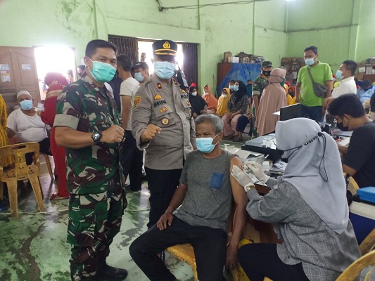 Polsek Medan Area Laksanakan Vaksinasi Covid-19 Dosis 1 Sebanyak 185 Orang Warga
