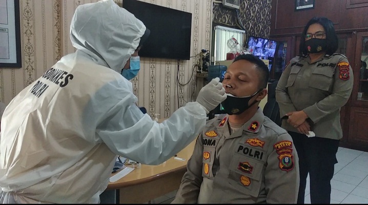 Polsek Medan Timur Swab Antigen Personel Agar Tetap Sehat Jalankan Tugas