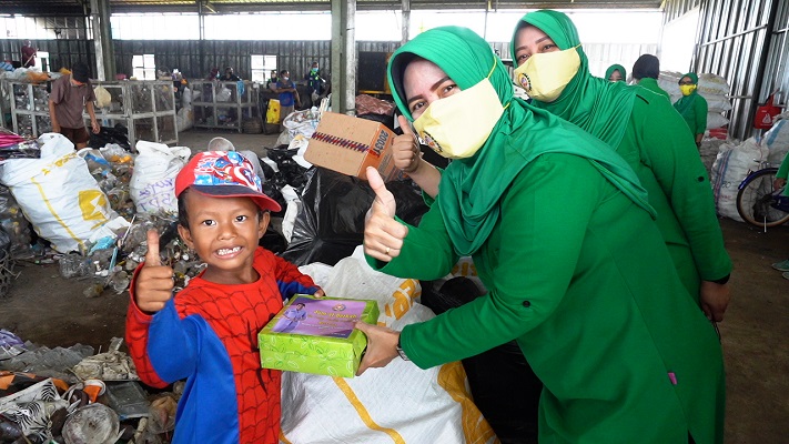 Dharma Pertiwi Koorcab Purwokerto Daerah D Menggelar Jumat Berkah