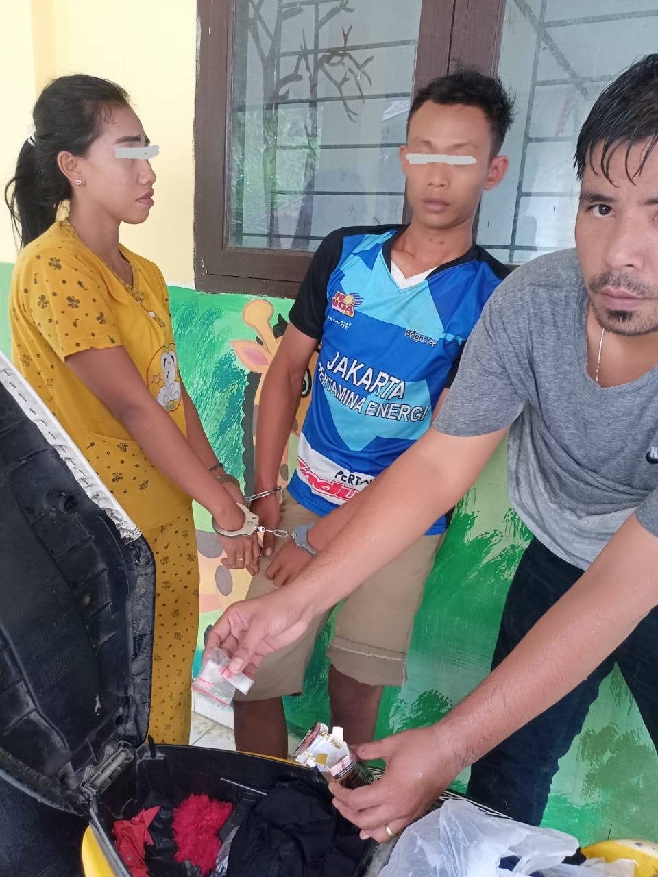 TKP Desa Kotarih Baru, Sepasang Kekasih Tak Berkutik Ditangkap Polisi Diduga Terlibat Kasus Narkoba
