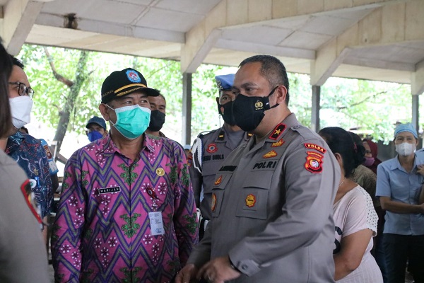 Wakapolda Kalbar Menghadiri Vaksinasi Serentak Secara Virtual yang Dipantau Langsung oleh Wakapolri