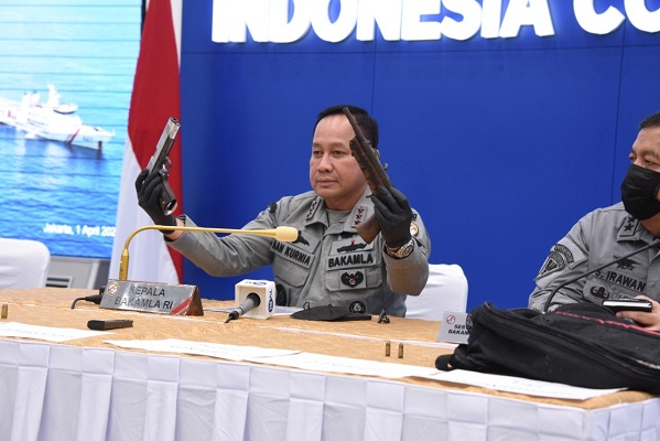 Bakamla RI Mendalami Temuan Senjata Api Rakitan di Teluk Ambon