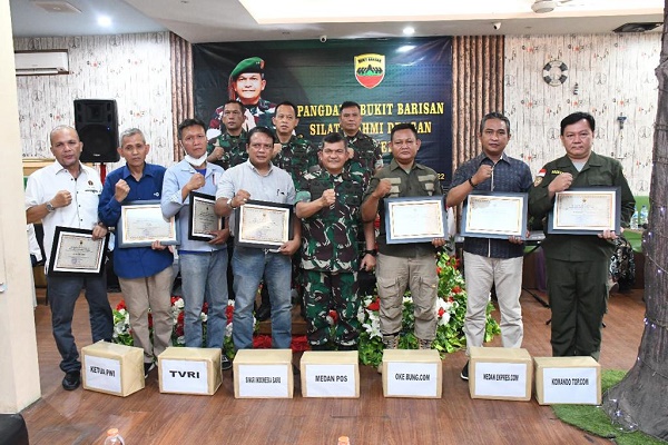 Insan Media Diajak oleh Pangdam I/BB untuk Menyampaikan Kebenaran