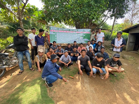 Masyarakat Kecamatan Angkola Selatan Merindukan Jalan Beraspal