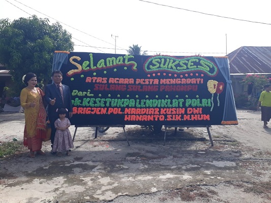 Acara Adat Berjalan Sukses, Nelson Simarmata Wartawan Polda Sumut Mengucapkan Terima Kasih kepada Pak Lemdiklat Polri