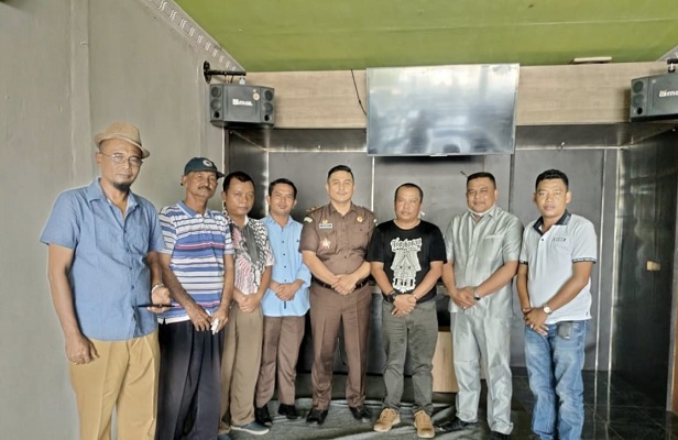 Kejaksaan Negeri Rohil Melalui Kasi Pidum Kepala Seksi Pidana Umum Laksanakan Coffee Morning di PN Resto