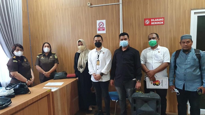 Polda Sumut Serahkan Diduga Tersangka Dokter Suntik Vaksin Kosong ke Jaksa