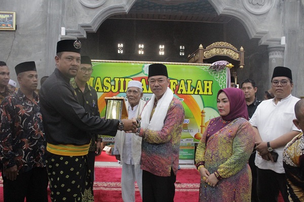 Bupati Rohil Afrizal Sintong: Jaga Kekompakan dan Silaturahmi